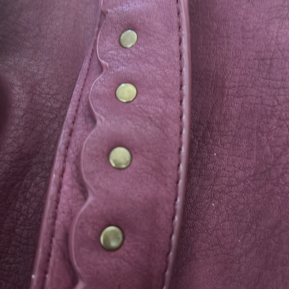 Steve madden handbag in plum red color - Picture 3 of 10